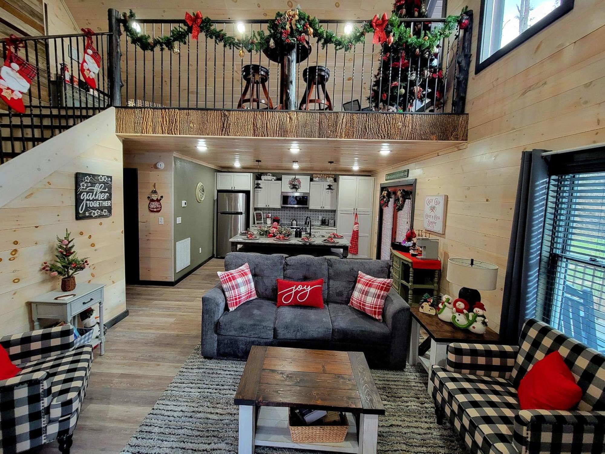 Lil Cabin In The Cove! Mtn Views, Theater, Hot Tub, Games, King Beds, Prime Location! Sevierville Εξωτερικό φωτογραφία